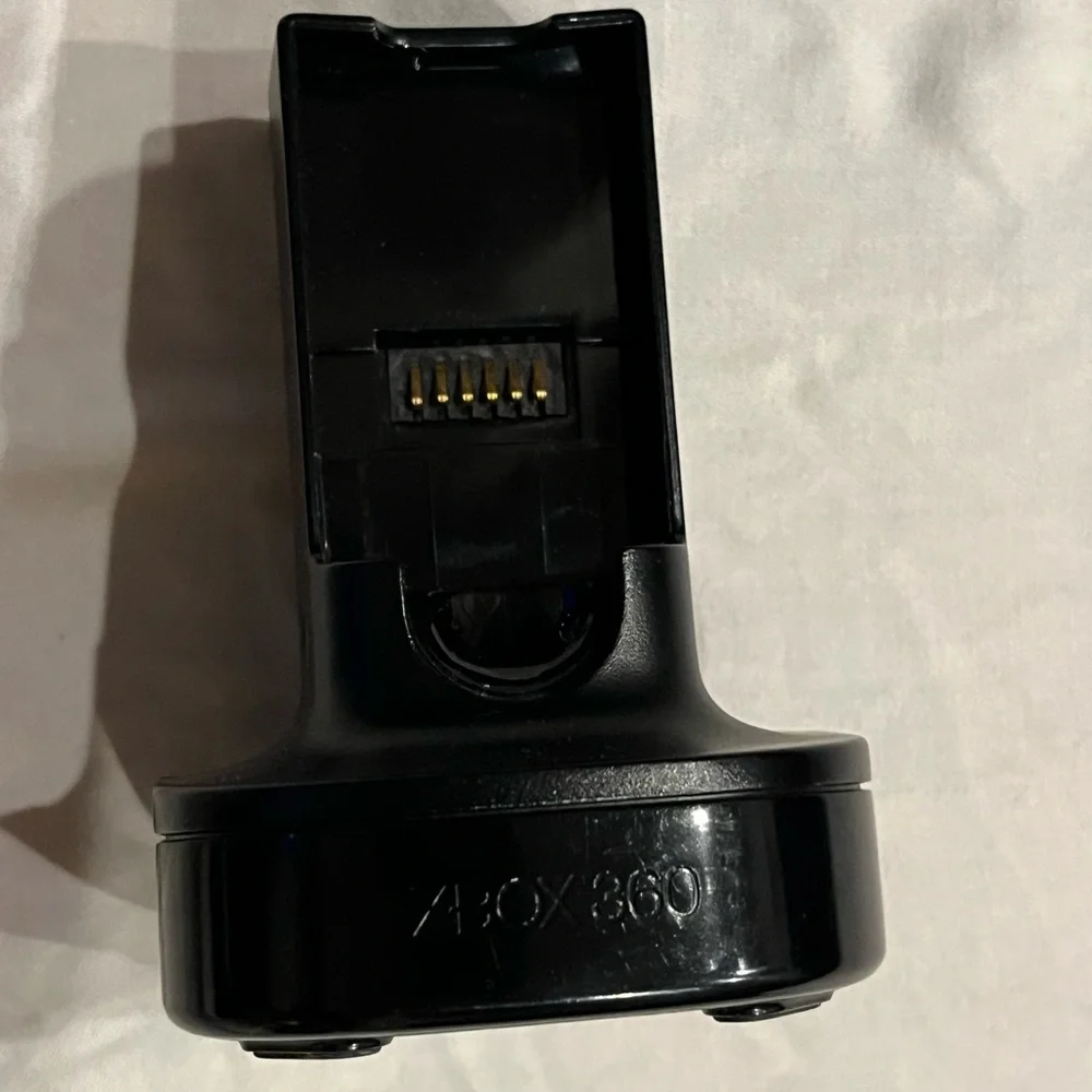 Xbox 360 battery charger base